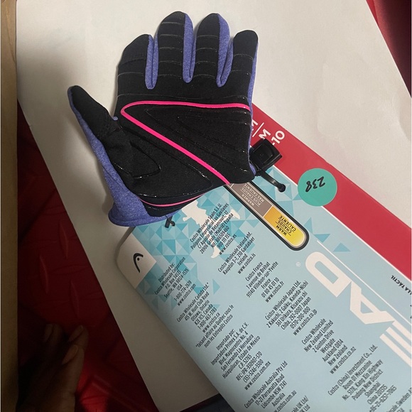 New Girls Boys kids blue HEAD Touchscreen gloves medium 6-10 grip palm - Picture 2 of 3